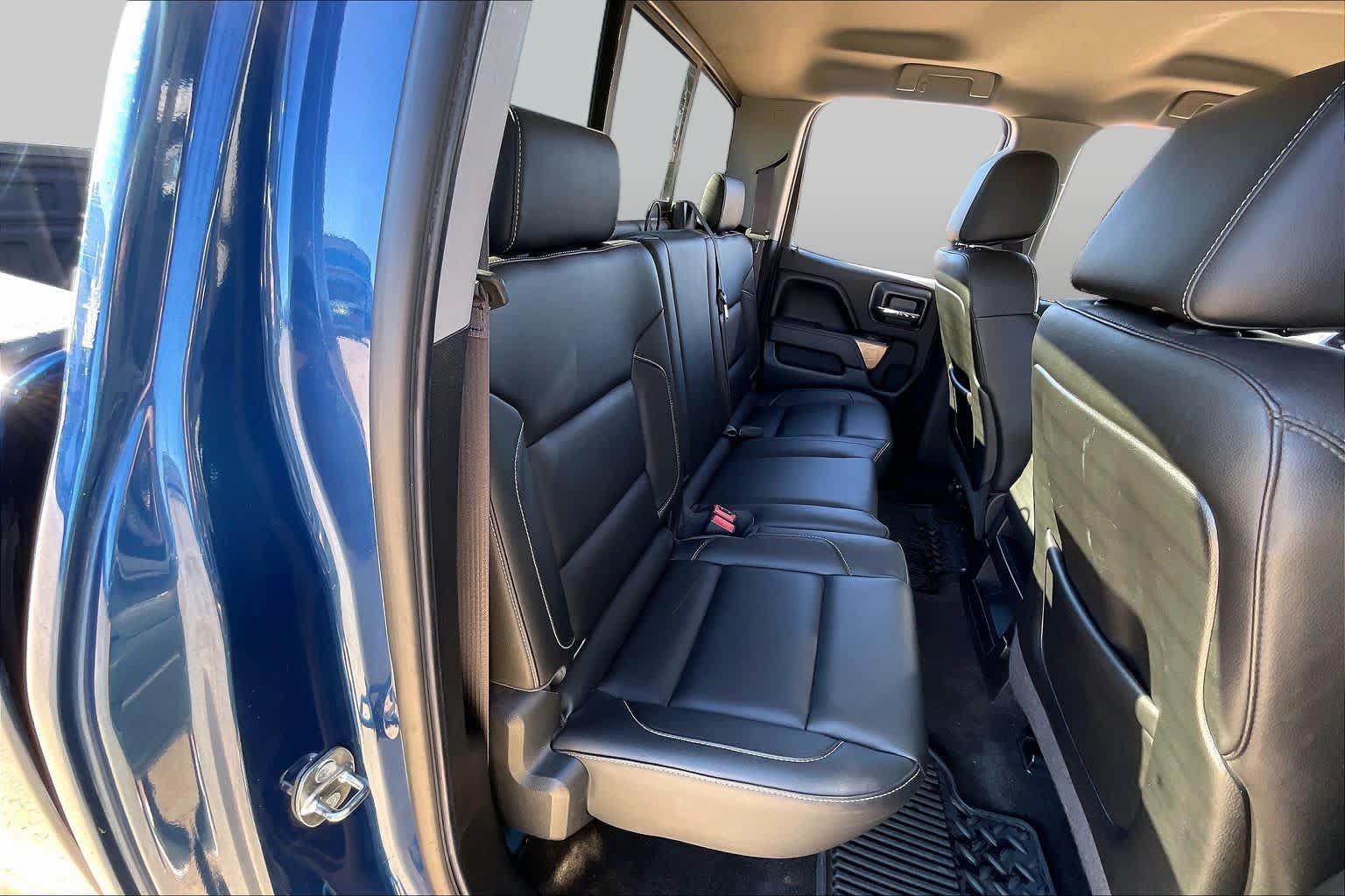Used 2015 Chevrolet Silverado 1500 LTZ w/ LTZ Plus Package AWD/4WD image 19