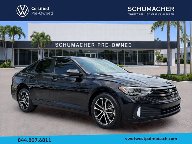 Certified 2024 Volkswagen Jetta Sport FWD image 1