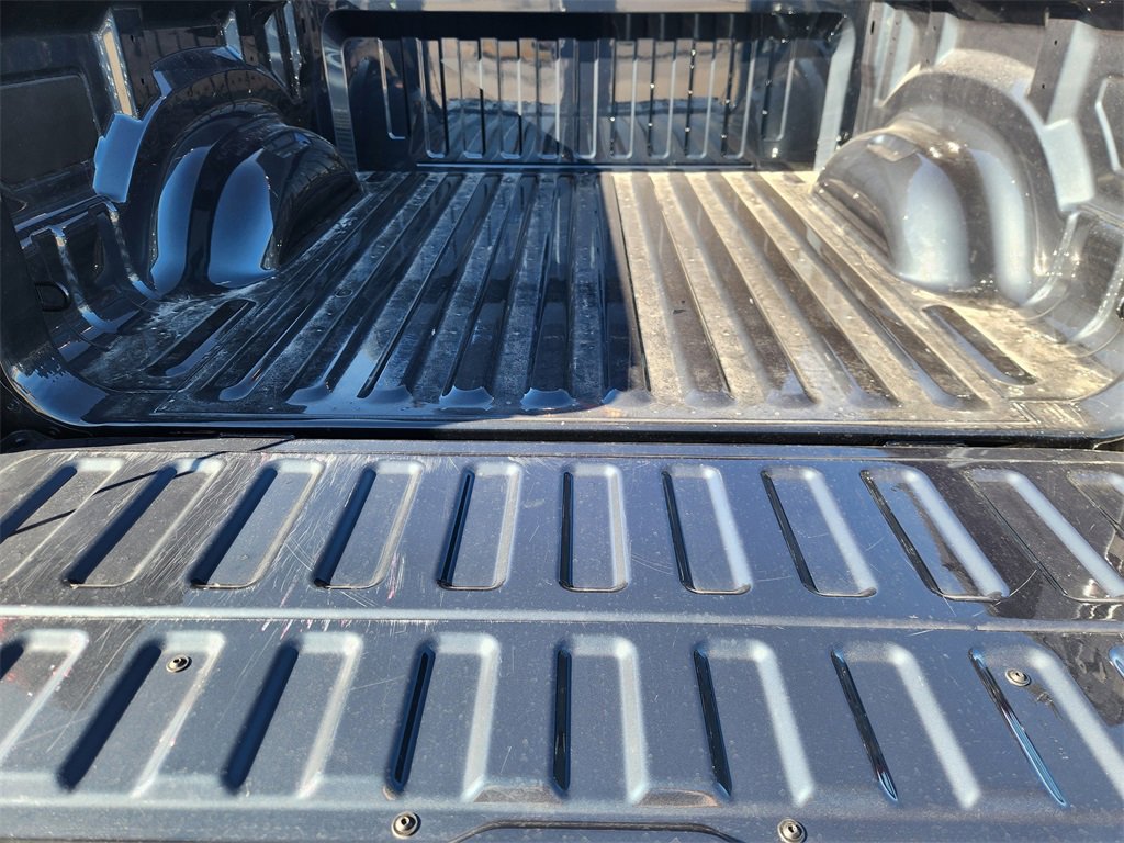 Used 2026 RAM 1500 Laramie w/ Night Edition image 30