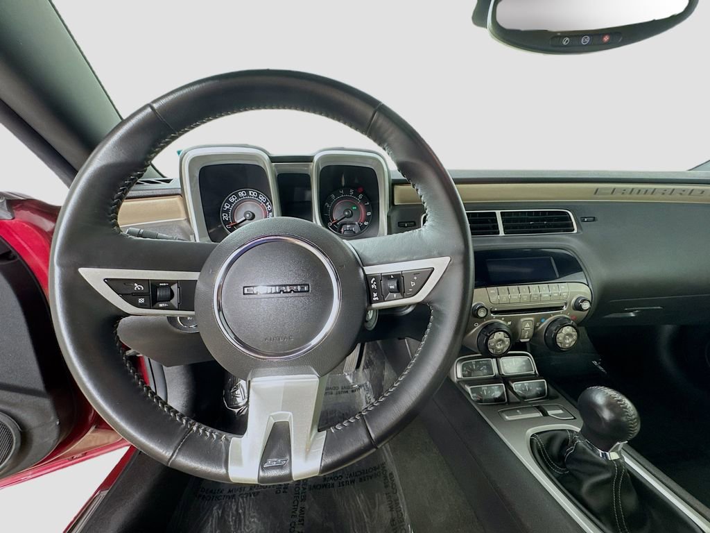 Used 2010 Chevrolet Camaro SS w/ LPO, Ground Effects Package RWD image 13