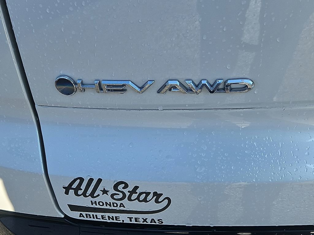 Used 2025 Toyota Crown Signia XLE image 15