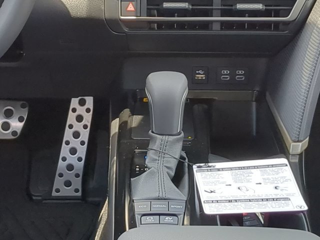 New 2026 Toyota Camry SE FWD image 18