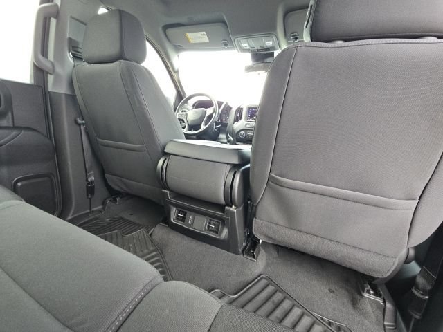 Used 2025 Chevrolet Silverado 1500 Custom Trail Boss AWD/4WD image 18