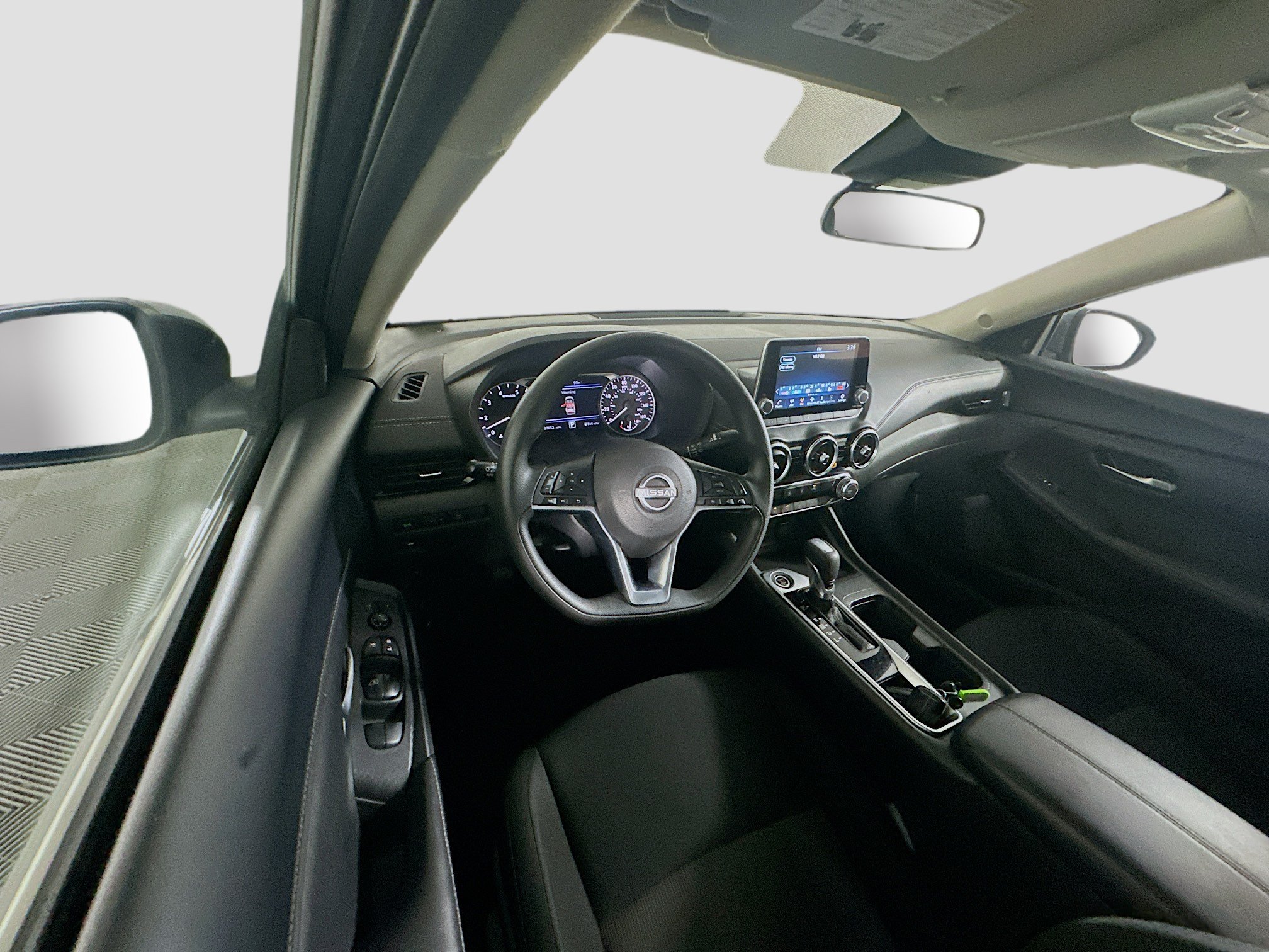 Used 2025 Nissan Sentra SV FWD image 18