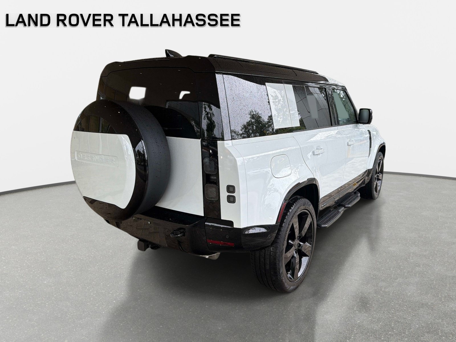New 2026 Land Rover Defender 110 X-Dynamic SE AWD/4WD image 5