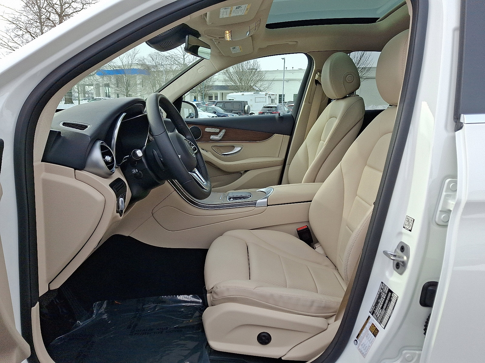 Certified 2022 Mercedes-Benz GLC 300 4MATIC image 13