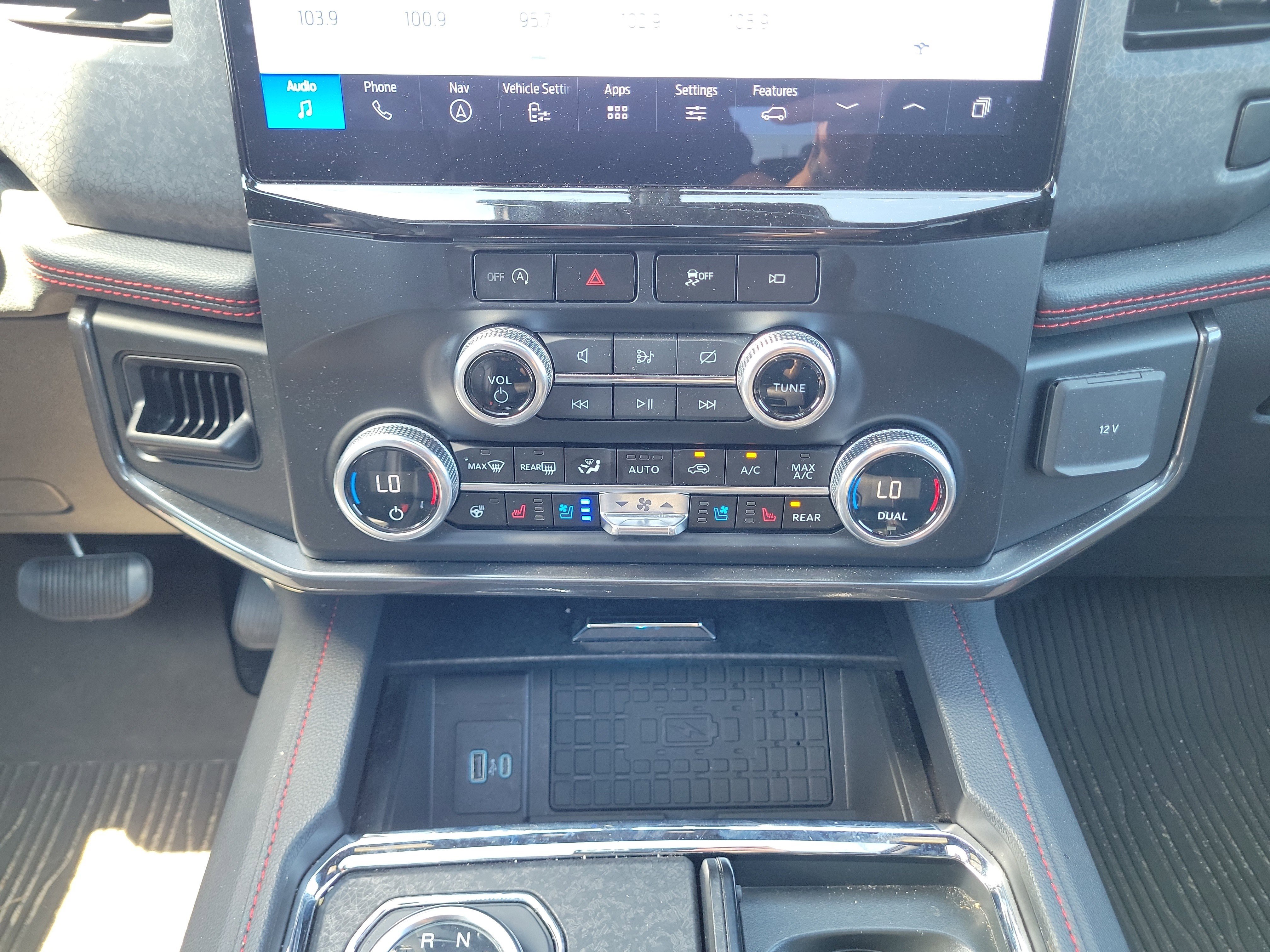 Used 2024 Ford Expedition Max Limited RWD image 15