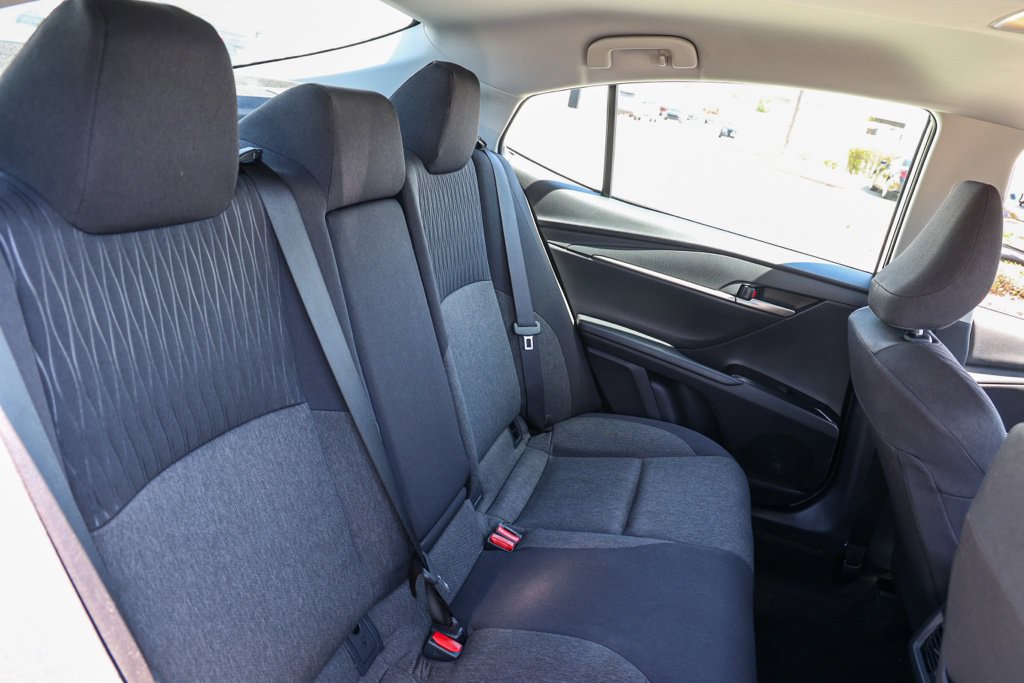Used 2025 Toyota Camry LE FWD image 18