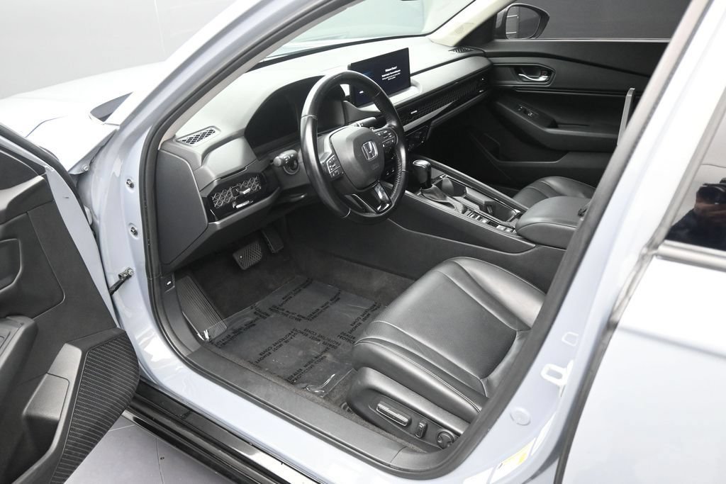 Used 2023 Honda Accord EX-L image 10