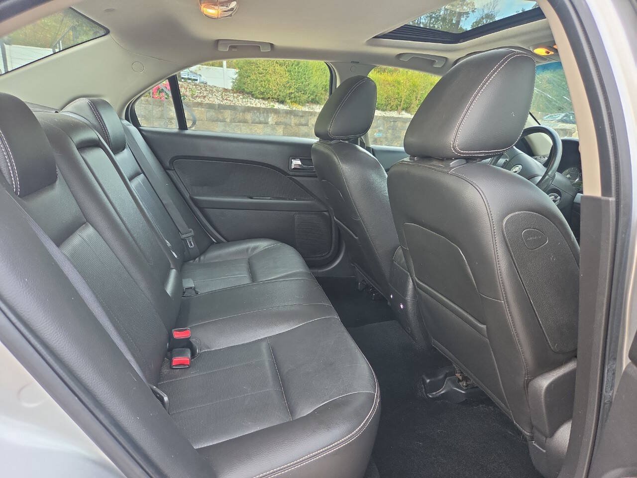 Used 2009 Mercury Milan Premier AWD/4WD image 24