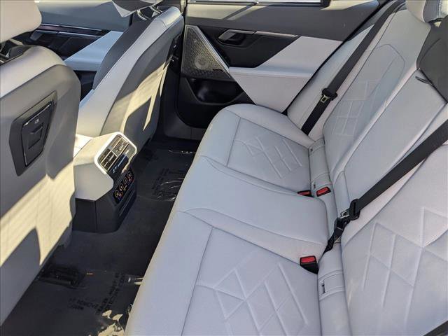 New 2026 BMW i5 eDrive40 w/ Executive Package image 16