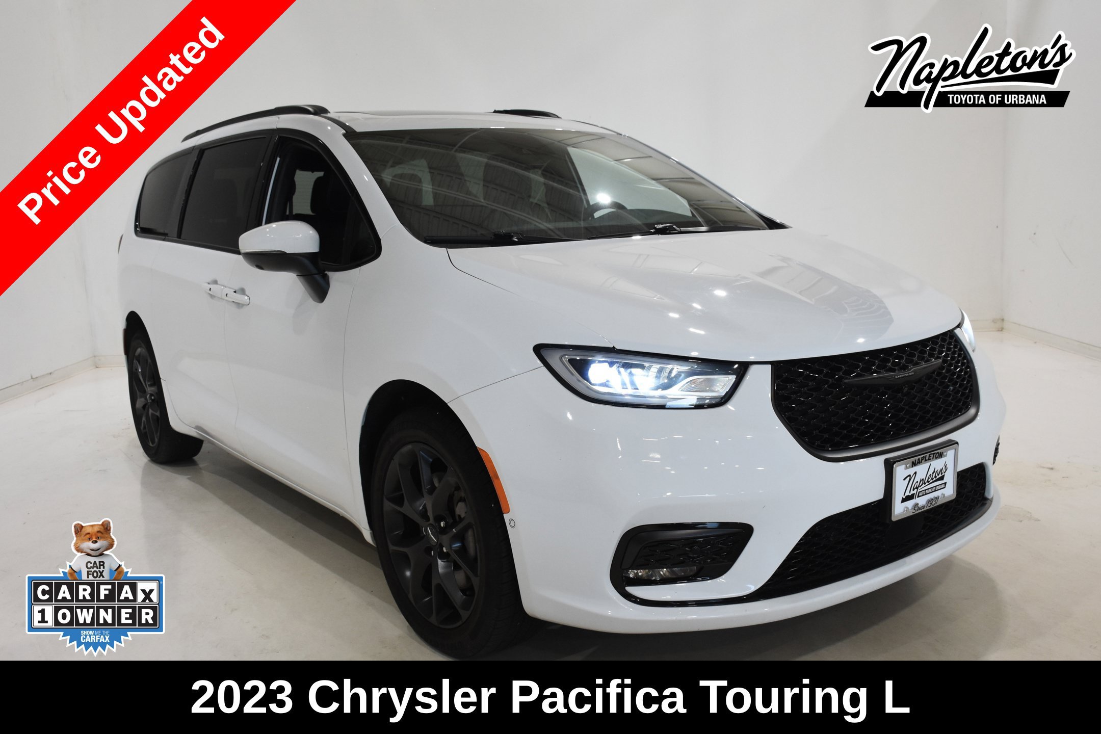 Used 2023 Chrysler Pacifica Touring-L w/ S Appearance Package AWD/4WD image 1