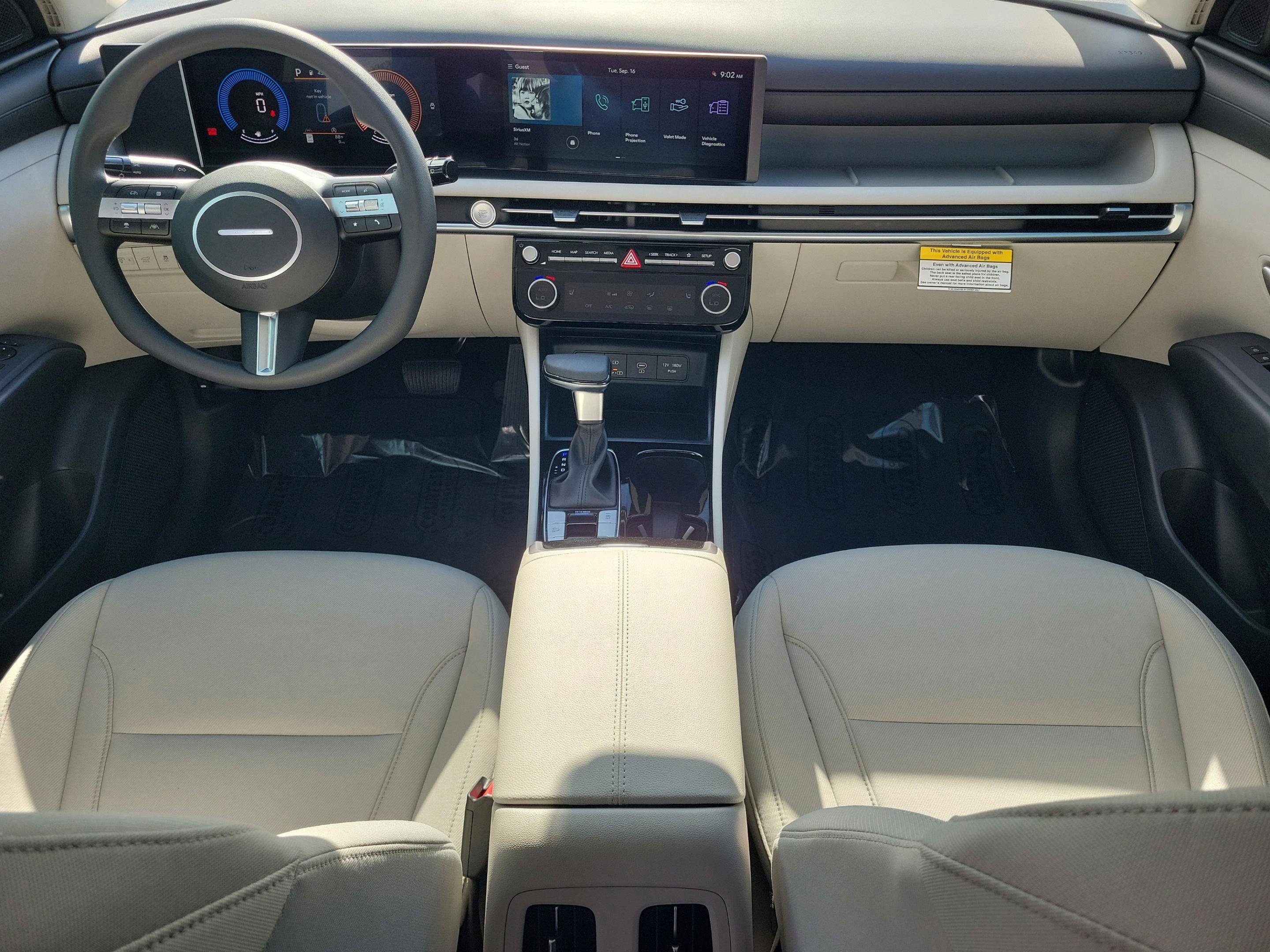 New 2026 Hyundai Tucson SEL image 11