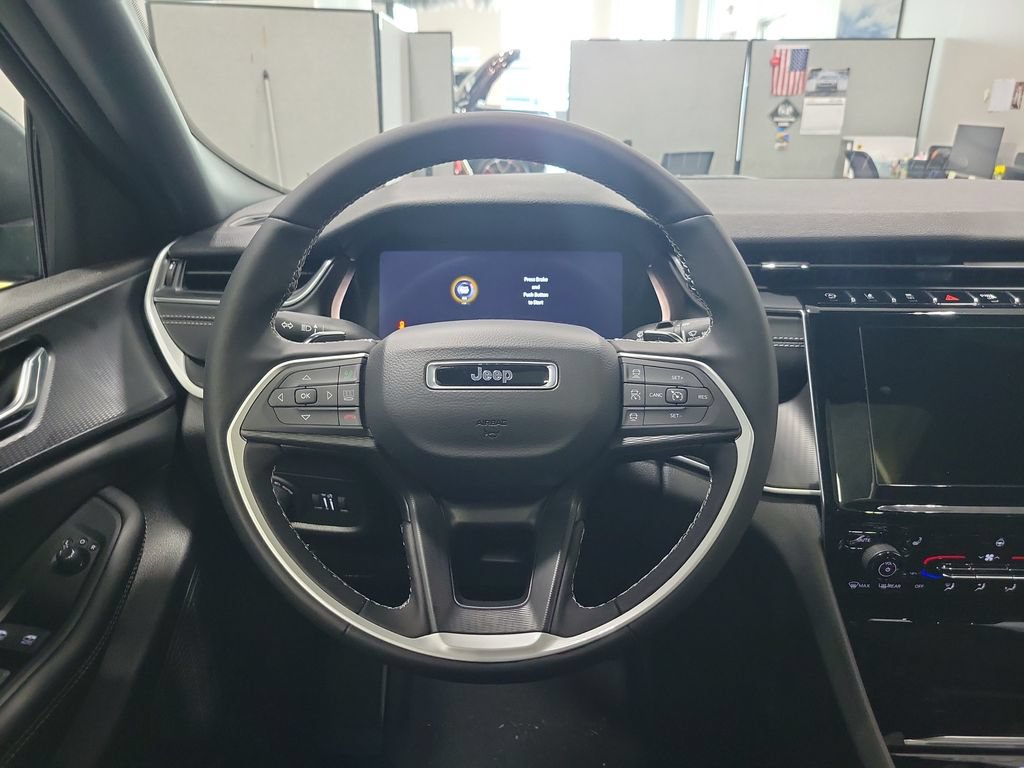 New 2026 Jeep Grand Cherokee L 4WD image 17