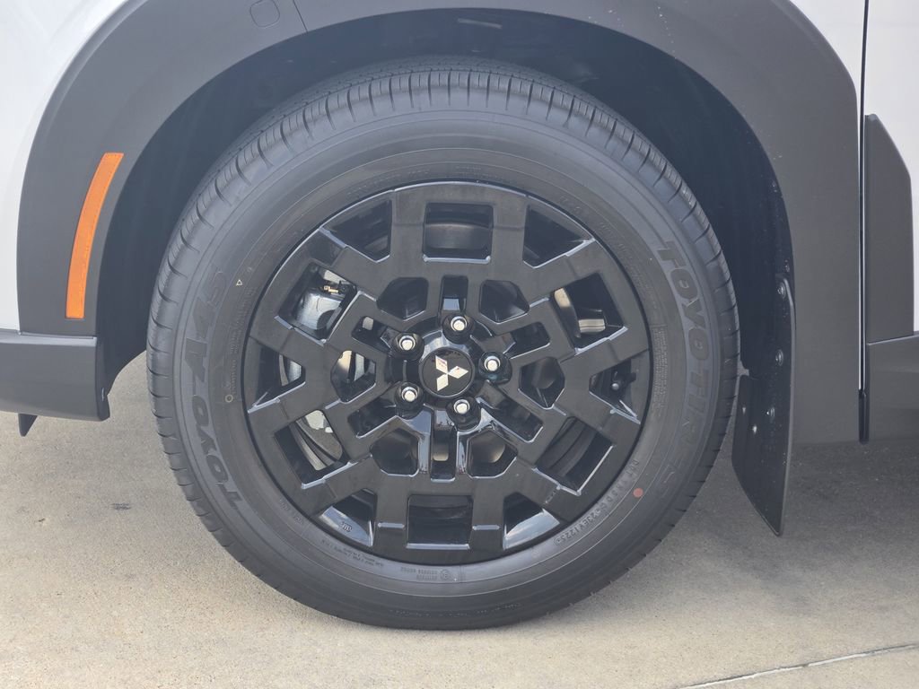 New 2025 Mitsubishi Outlander Trail Edition image 8