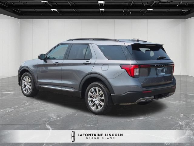 Used 2025 Ford Explorer Active w/ Active Comfort Package AWD/4WD image 3
