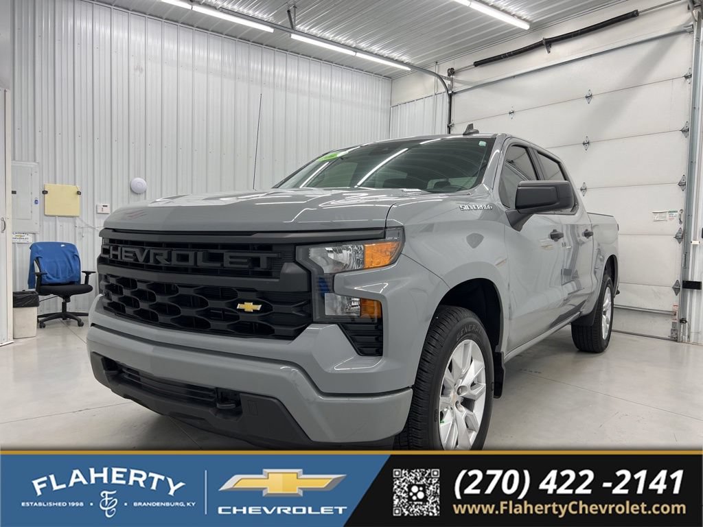 Used 2025 Chevrolet Silverado 1500 Custom RWD image 6