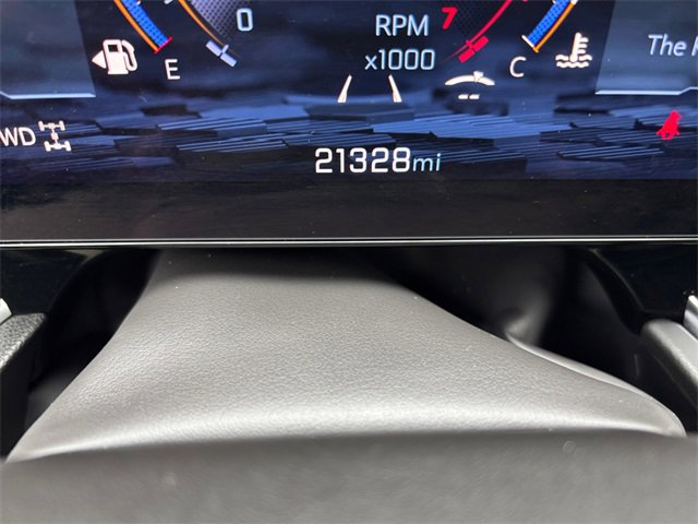 Used 2025 Chevrolet Tahoe Z71 image 17