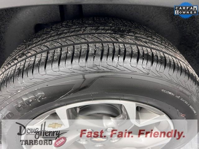 Used 2025 Chevrolet Trax LT w/ LT Convenience Package image 16