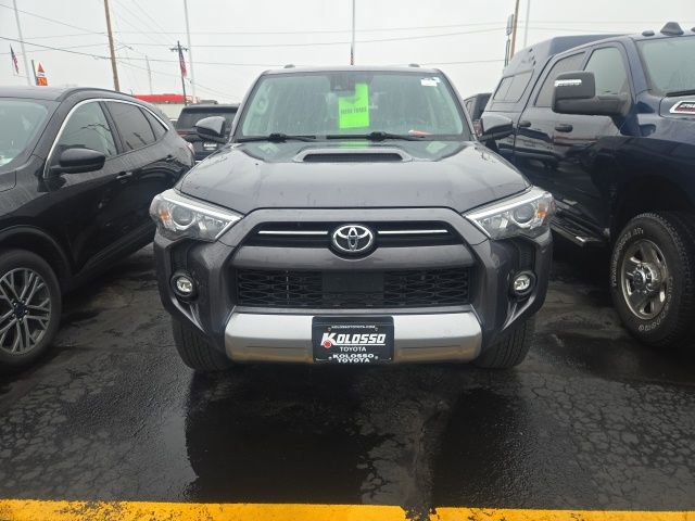 Used 2023 Toyota 4Runner TRD Off-Road image 2