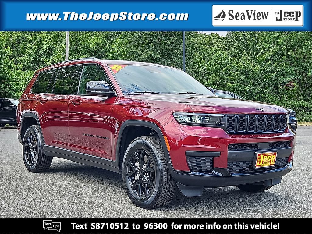 Certified 2025 Jeep Grand Cherokee L Altitude AWD/4WD image 1