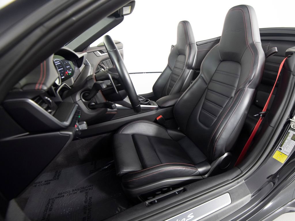 Certified 2022 Porsche 911 Turbo S AWD/4WD image 16
