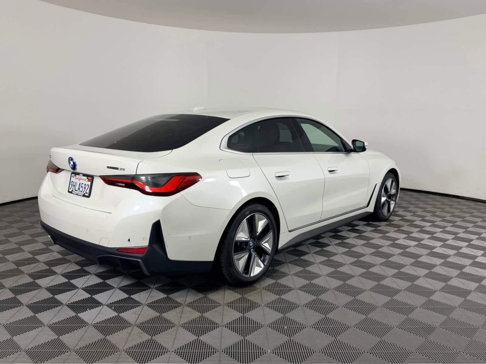 Certified 2023 BMW i4 eDrive35 w/ Premium Package image 3