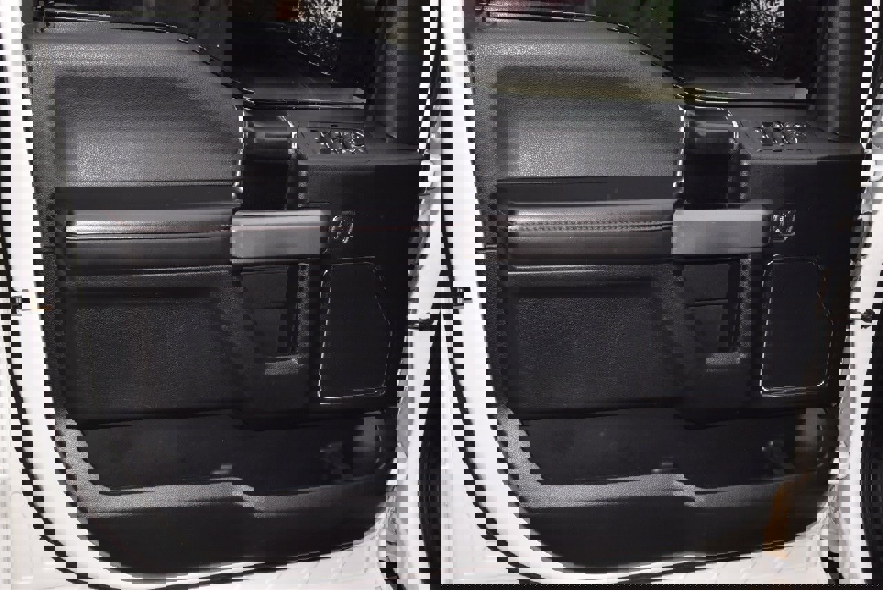 Used 2020 Ford F150 Platinum w/ Equipment Group 701A Luxury image 35