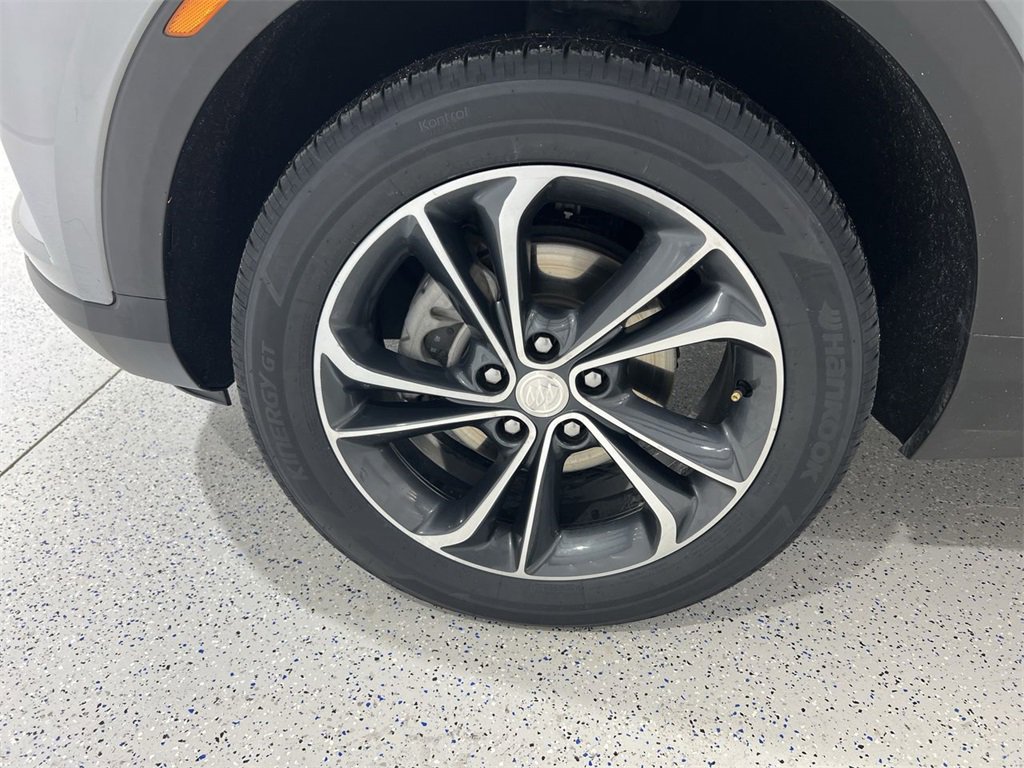 Used 2023 Buick Encore GX Select w/ Safety Package II image 29