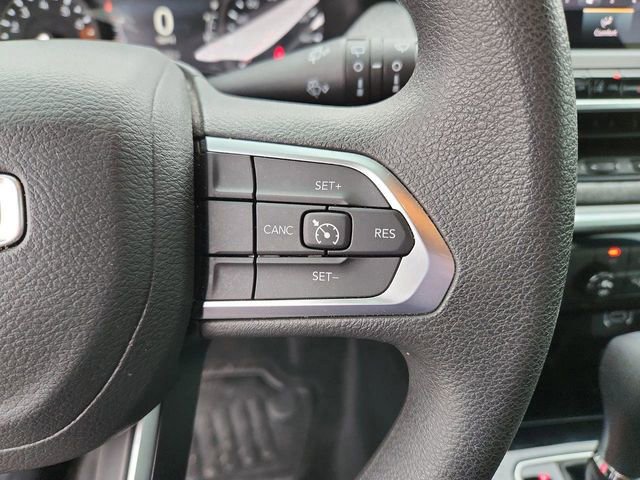 Used 2024 Jeep Compass Sport image 26