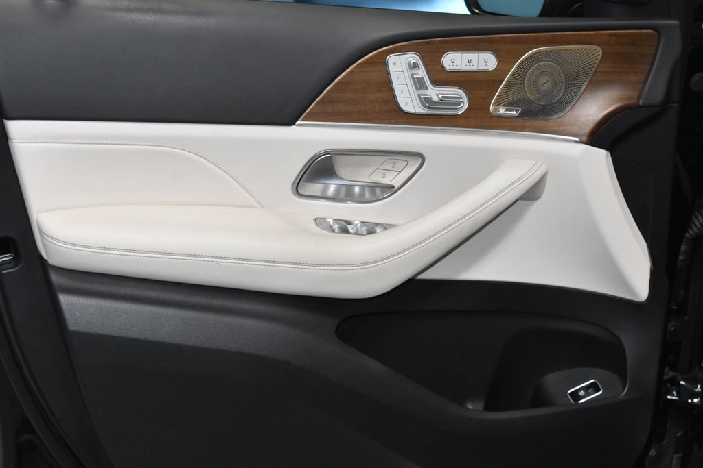 Certified 2024 Mercedes-Benz GLS 450 4MATIC image 4