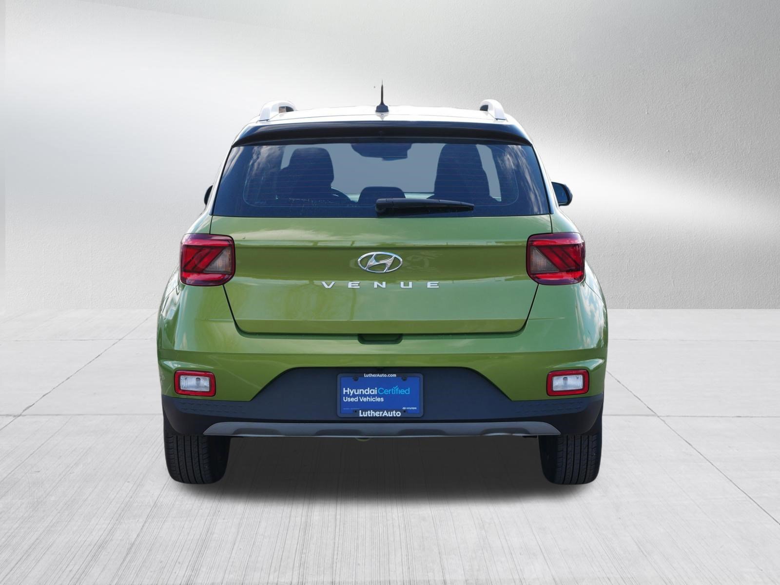Certified 2023 Hyundai Venue SEL FWD image 6