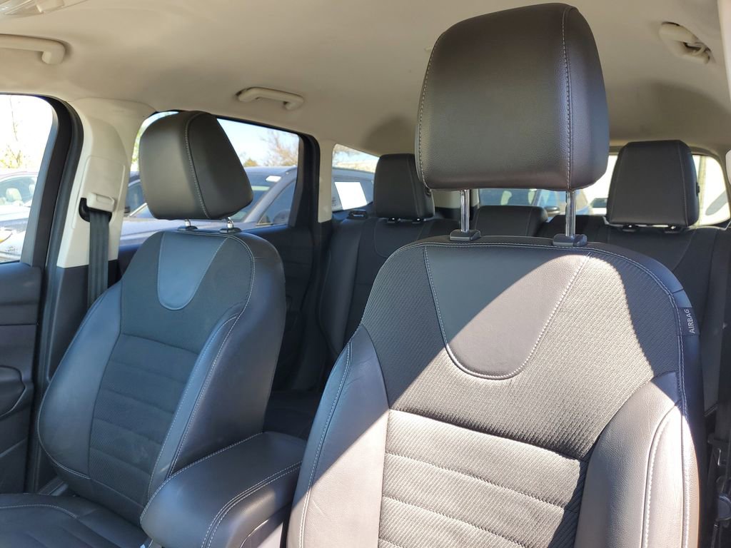 Used 2013 Ford Escape Titanium AWD/4WD image 10