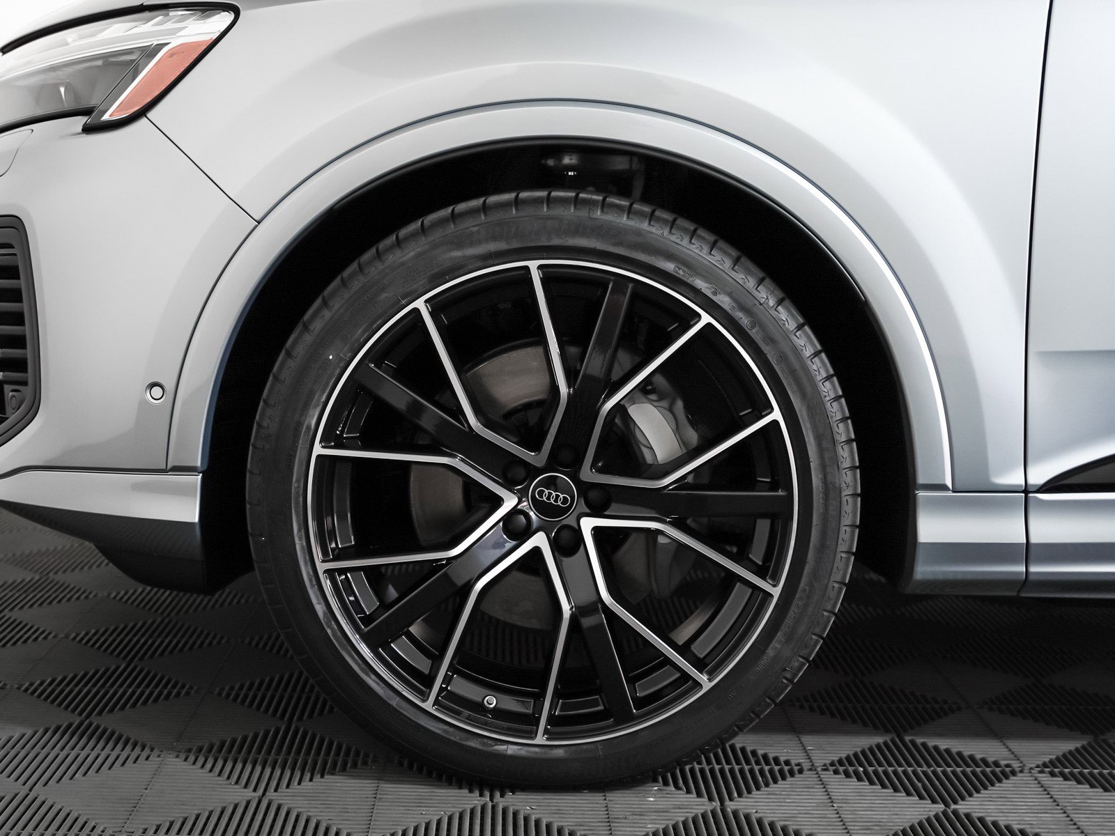 New 2025 Audi Q7 3.0T Premium Plus image 6