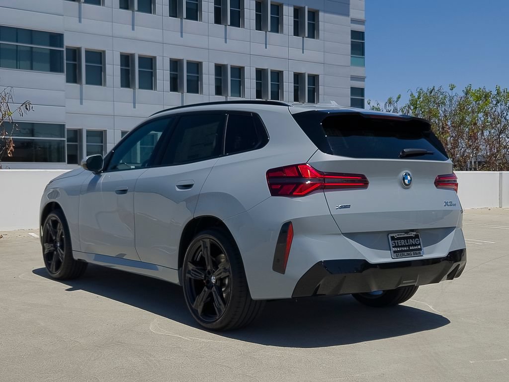 New 2026 BMW X3 xDrive30i w/ M Sport Package AWD/4WD image 17