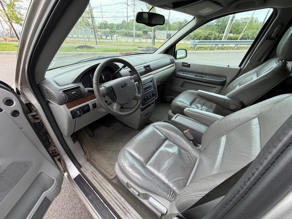 Used 2004 Ford Freestar SEL FWD image 21