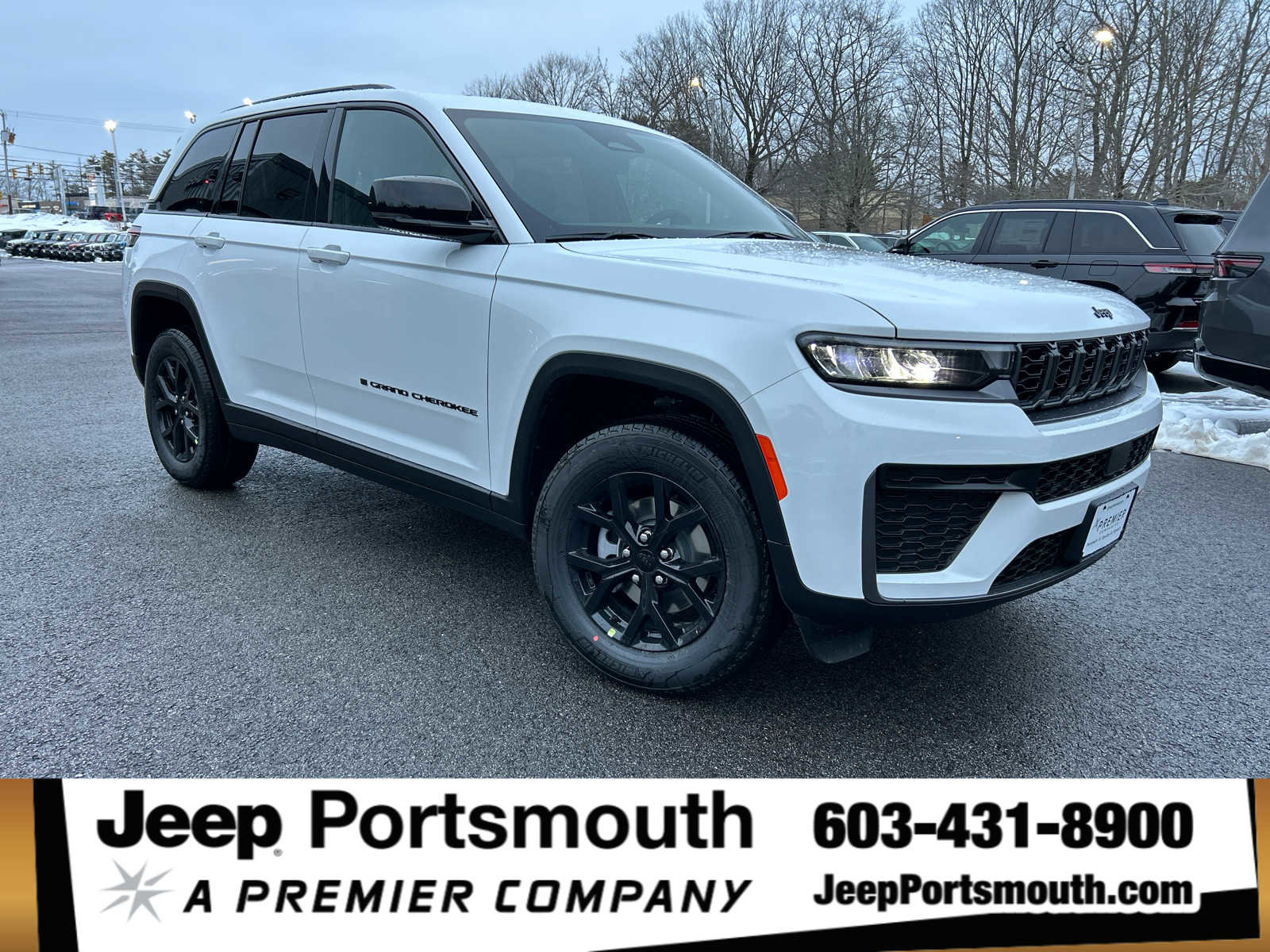 New 2026 Jeep Grand Cherokee Altitude AWD/4WD image 1