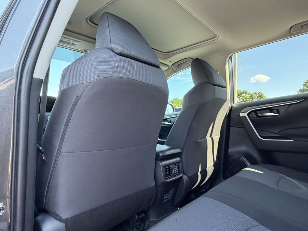 Used 2024 Toyota RAV4 XLE w/ Convenience Package FWD image 16