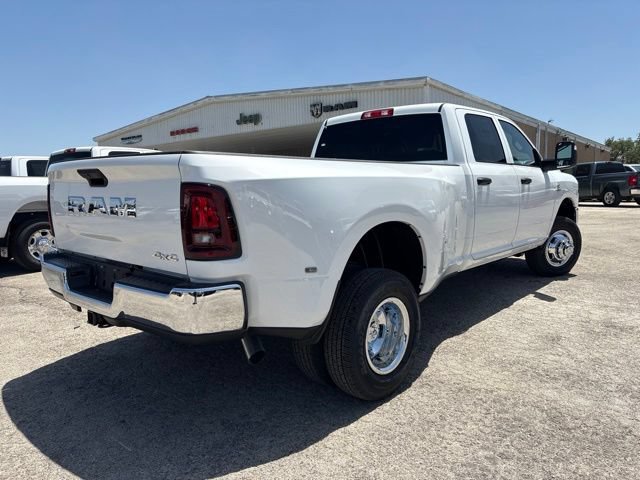New 2027 RAM 3500 Tradesman AWD/4WD image 4