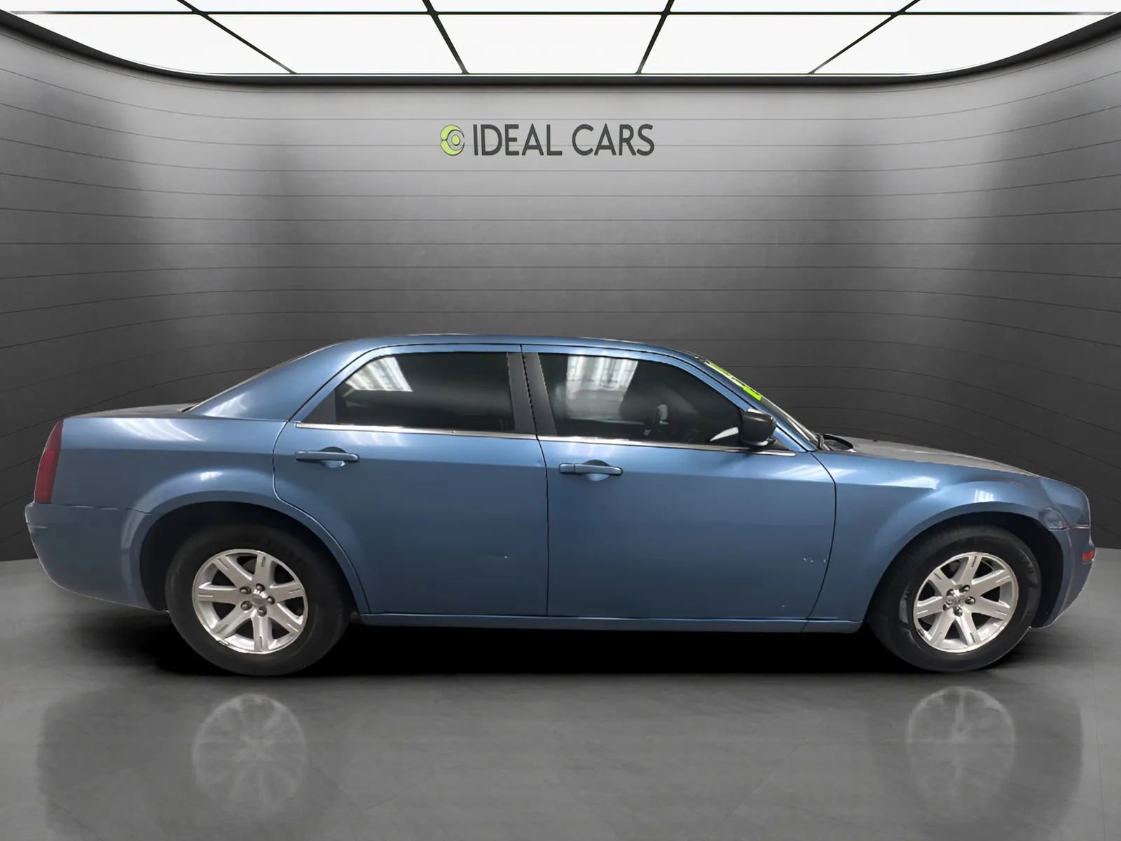 Used 2007 Chrysler 300 RWD image 4