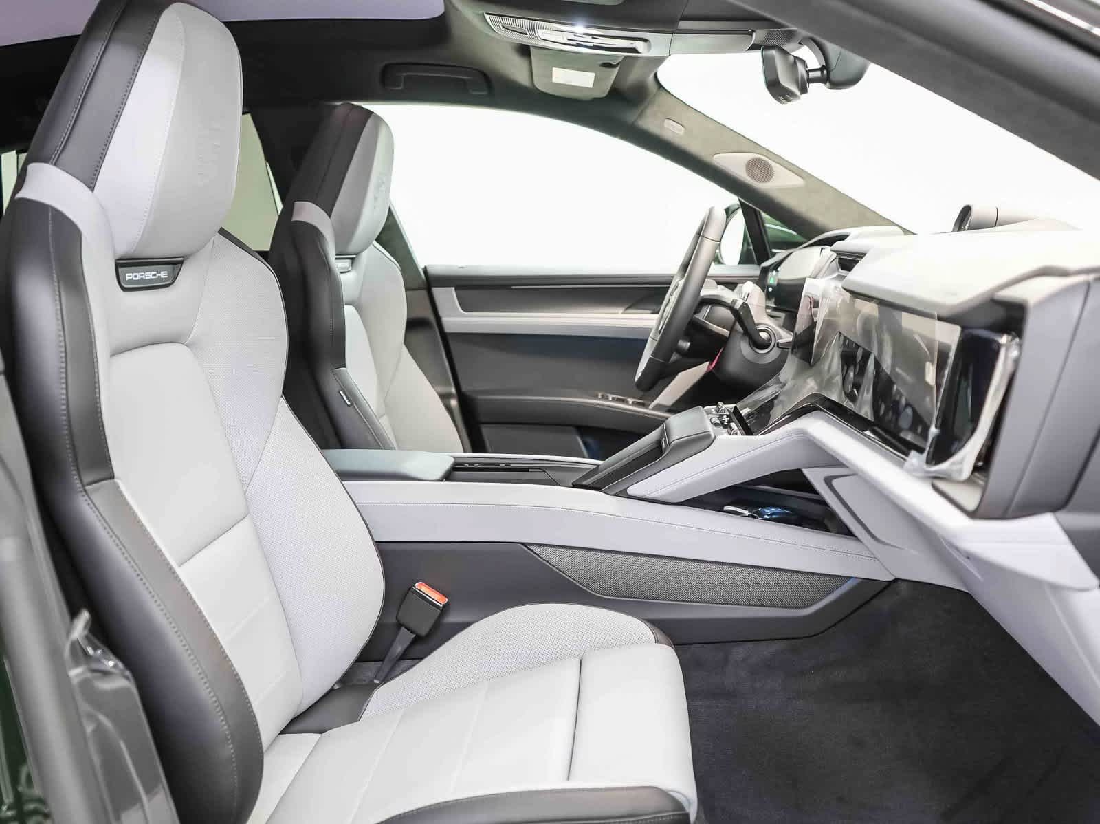 New 2026 Porsche Cayenne Turbo AWD/4WD image 20