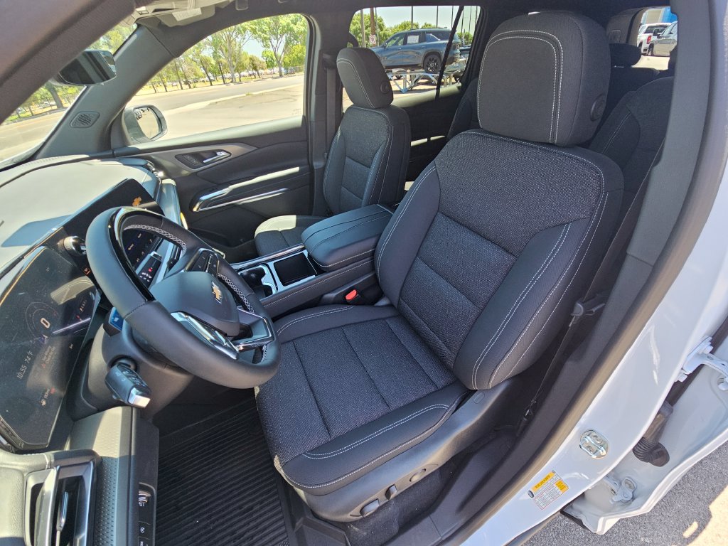 New 2026 Chevrolet Traverse LT w/ Enhanced Driving Package FWD image 9
