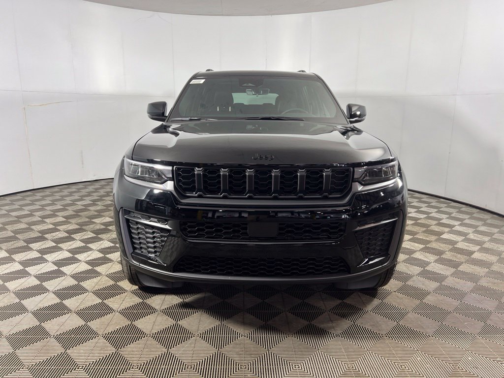 New 2027 Jeep Grand Cherokee L 4WD image 2
