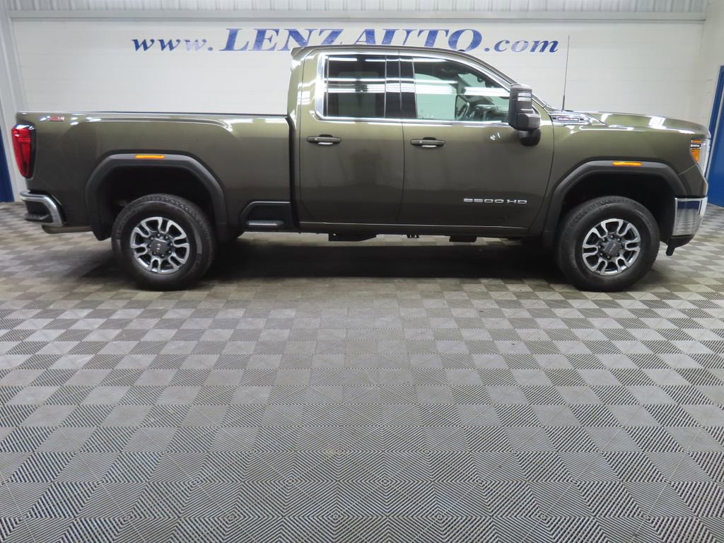 Used 2022 GMC Sierra 2500 SLE w/ SLE Convenience Package AWD/4WD image 2