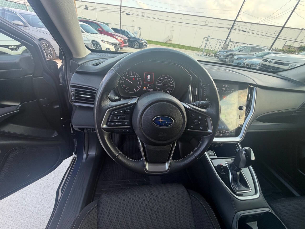 Used 2024 Subaru Outback Premium AWD/4WD image 8