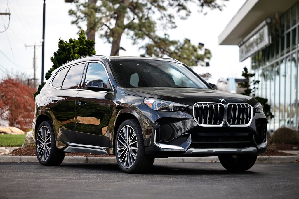 New 2026 BMW X1 xDrive28i w/ Technology Package image 1