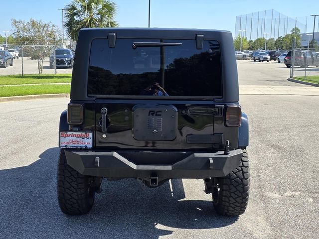 Used 2014 Jeep Wrangler Unlimited Sahara AWD/4WD image 3