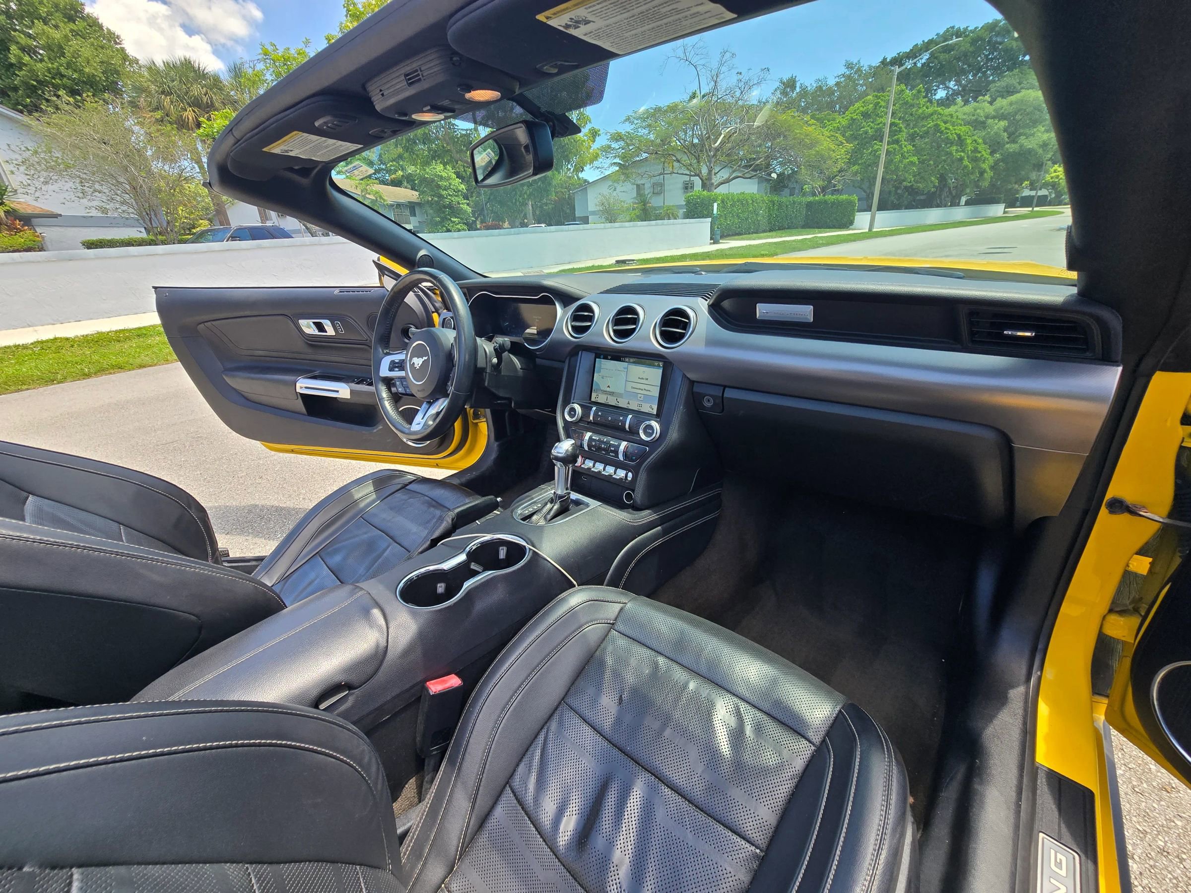 Used 2018 Ford Mustang Premium w/ Equipment Group 201A RWD image 16
