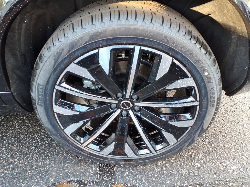 New 2026 Volvo XC90 B6 Ultra w/ Protection Package Premier AWD/4WD image 7