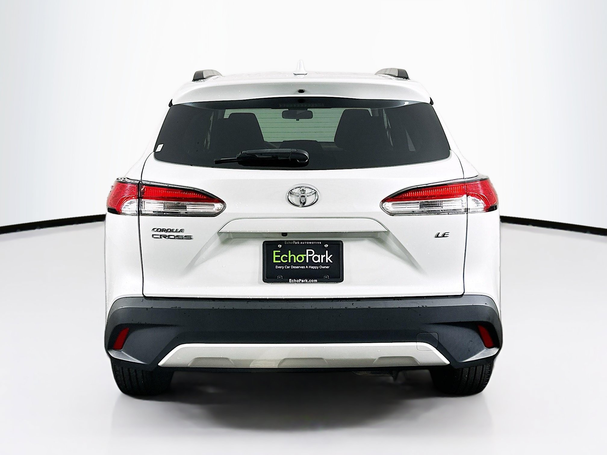 Used 2022 Toyota Corolla Cross LE FWD image 7